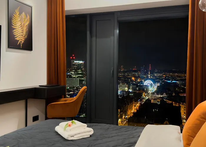 Апартаменты Urban Global Skyline, 21st Floor No 19, Free Garage, Self Check-in, No Deposit