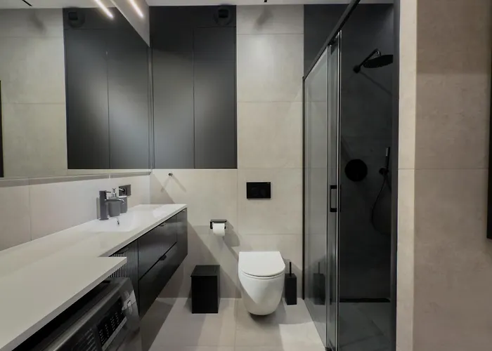 Апартаменты Urban Global Skyline, 21st Floor No 19, Free Garage, Self Check-in, No Deposit Катовице