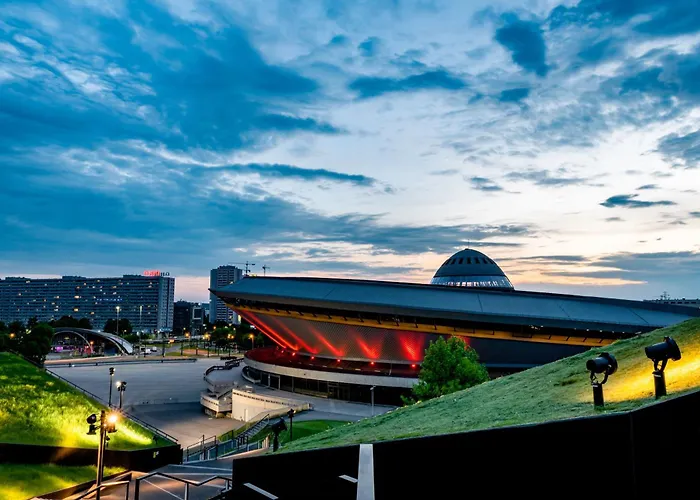 Апартаменты Urban Global Skyline, 21st Floor No 19, Free Garage, Self Check-in, No Deposit Катовице