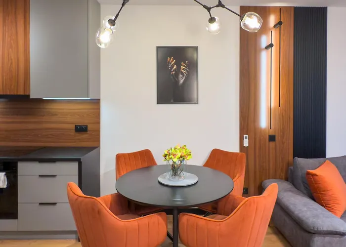 Urban Global Skyline, 21st Floor No 19, Free Garage, Self Check-in, No Deposit Апартаменты