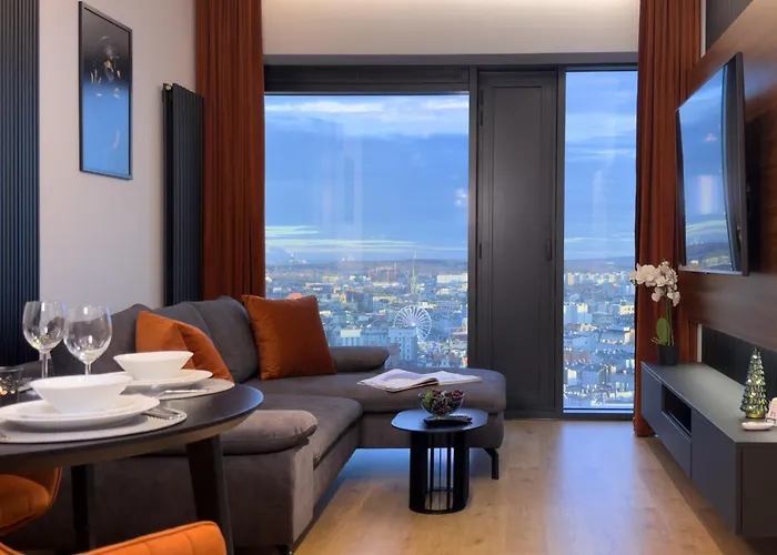 Urban Global Skyline, 21st Floor No 19, Free Garage, Self Check-in, No Deposit Апартаменты *